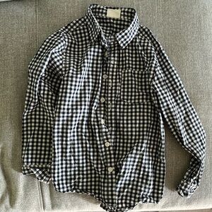 Crazy 8 navy and white plaid button down shirt size medium